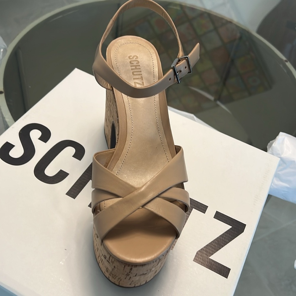 SCHUTZ KEEFA CUTOUT PLATFORM LEATHER TRU BEIGE TWO PAIRS AVAILABLE
